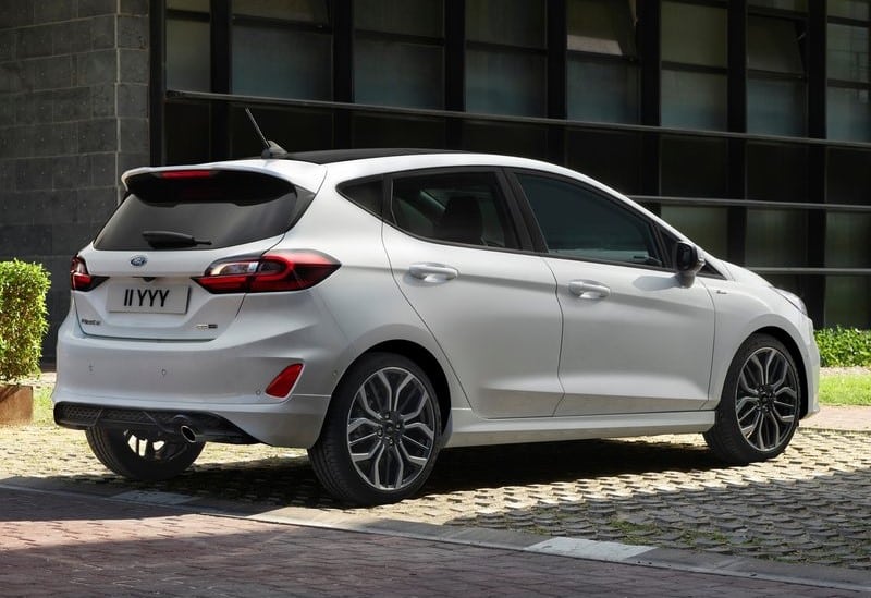 Ford Fiesta yan görünümü