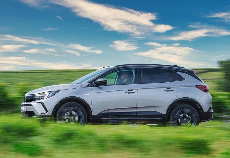 2022 Opel Grandland Haziran Fiyat Listesi otomobil arşiv görseli