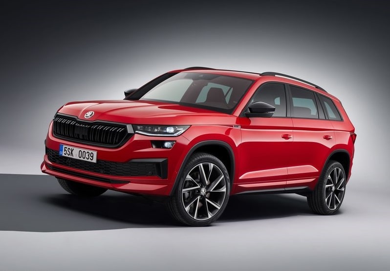 2023 Skoda Kodiaq Haziran Fiyat Listesi içeriğinde kırmızı Kodiaq stüdyo görünümü