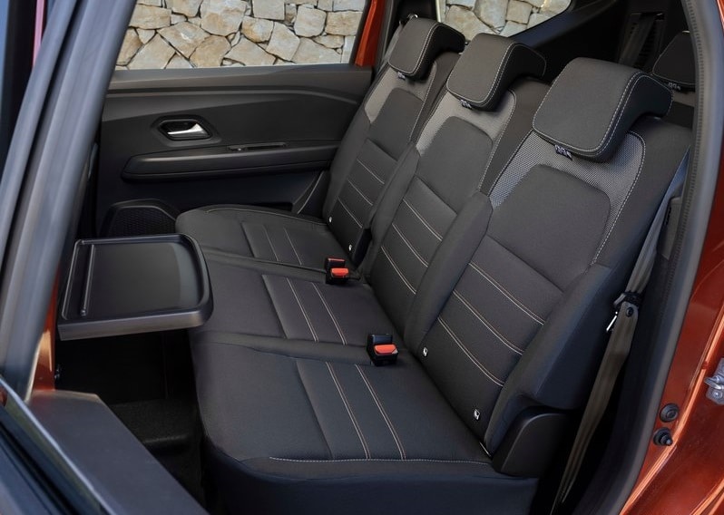 Dacia Jogger ikinci sıra üçlü koltukları