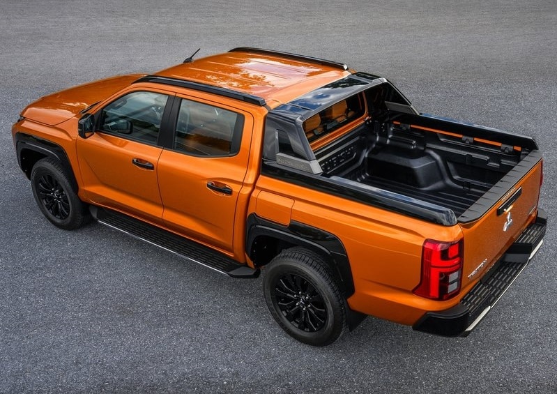 2024 Mitsubishi L200 otomobil arşiv görseli