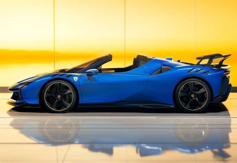 Ferrari Sf90 Xx Spider otomobil arşiv görseli