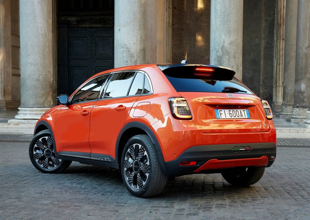 2024 Aralık Fiat 600 Fiyat Listesi Ne Oldu otomobil arşiv görseli
