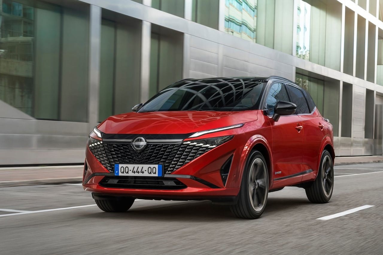 2025 Ocak Nissan Qashqai Fiyat Listesi için kırmızı Qashqai dış görünümü