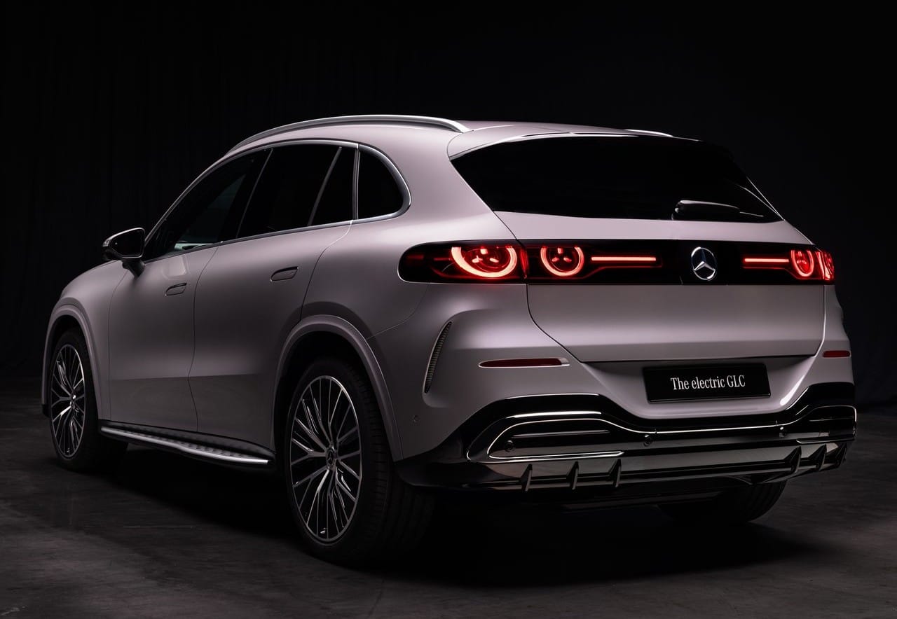 2026 Mercedes-Benz-GLC EV