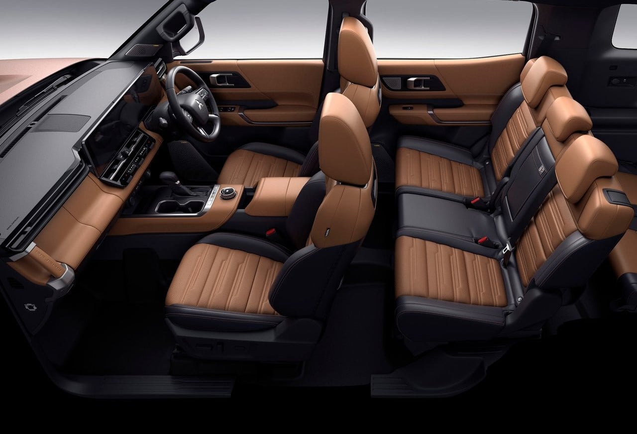 2027 Mitsubishi Pajero